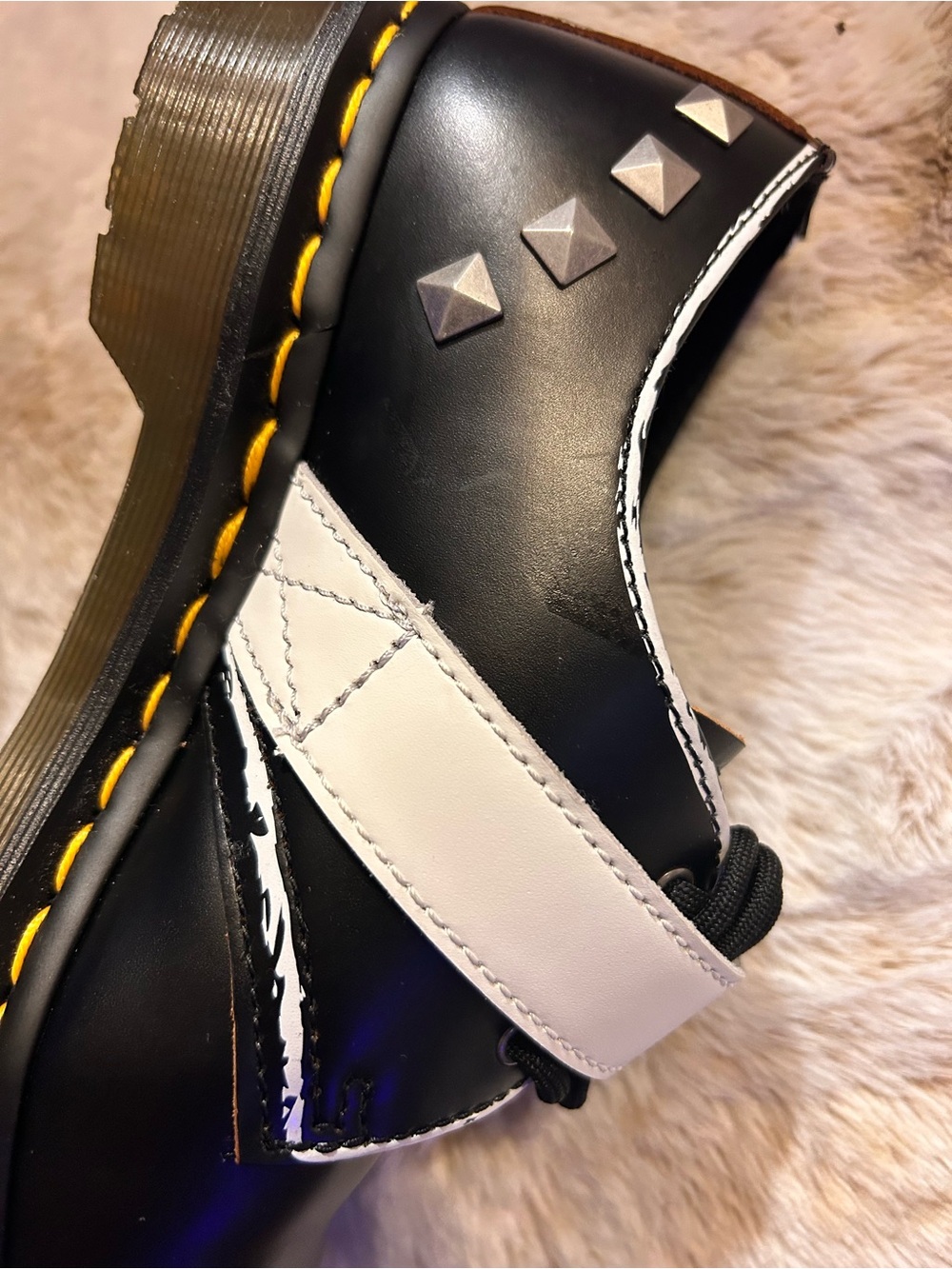 Dr. Martens 1461 Zambello Stud Derby Shoes Women’s size 7 - Picture 9 of 12